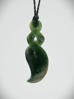 Moko Pounamu Pikorua NZ Genuine Kawakawa Flower Greenstone - Koputai