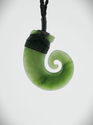 Moko Pounamu Hei Matau NZ Genuine Kahurangi Greenstone - Kowhai