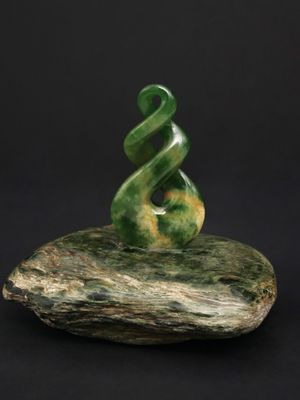 Moko Pounamu Double Pikorua NZ Genuine Marsden Flower Greenstone - Te Wharau