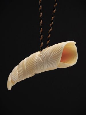 Moko Pounamu Whale Tooth Rei Puta (Whale Tooth) - Rangiora