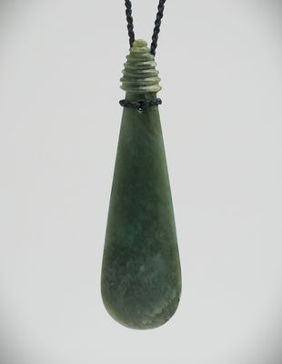 Moko Pounamu Mere NZ Genuine Inanga Greenstone - Ohoka