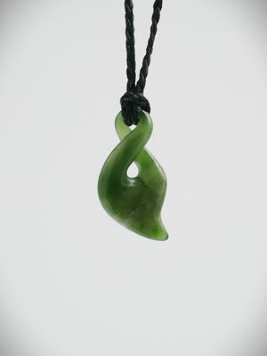 Moko Pounamu Single Pikorua (Twist) NZ Genuine Kahotea Greenstone - Mangaohutu