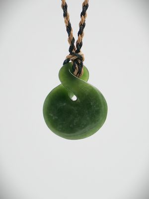 Moko Pounamu Single Pikorua (Twist) NZ Genuine Kahotea Greenstone - Kowaro