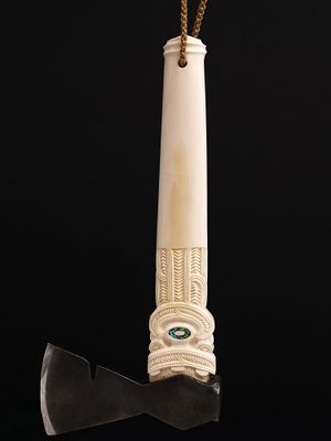 Moko Pounamu Patiti (Hatchet) Mammoth Bone - Patiti