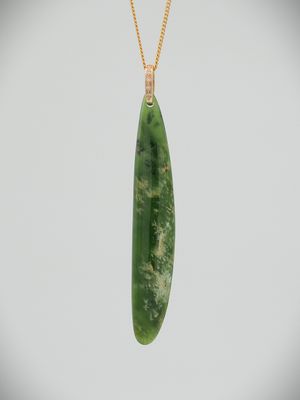 Moko Pounamu Roimata (Teardrop) NZ Genuine Kahurangi Flower Greenstone, 9ct Gold & Diamond Pendant - Moana