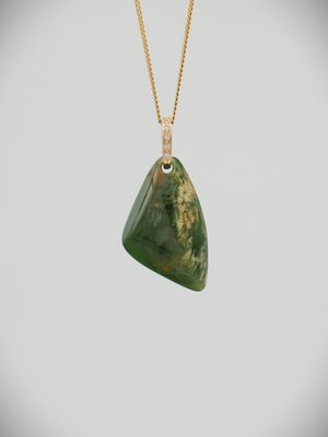 Moko Pounamu Roimata (Teardrop) NZ Genuine Kahurangi Flower Greenstone, 9ct Gold & Diamond Pendant - Glentui