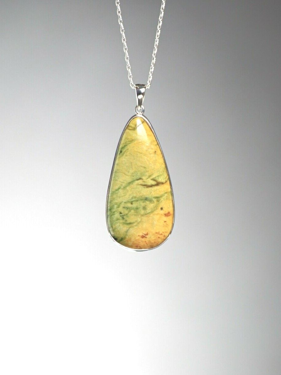 Moko Pounamu Raukaraka Greenstone and Sterling Silver Pendant 00890