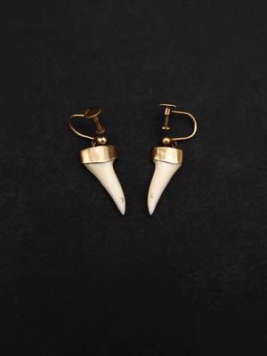 Moko Pounamu Antique Genuine Mako Shark Teeth, 9ct Rose Gold Screw On Earrings