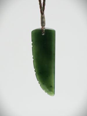 Moko Pounamu Rei Niho NZ Genuine Kawakawa Greenstone - Kekerengu