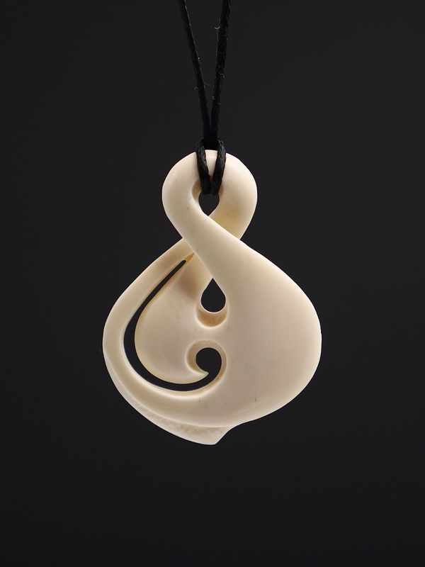 Moko Pounamu Pikorua (Twist) Bone Carving - Whio