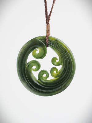 Moko Pounamu Porohita (Disc) Koru NZ Genuine Kawakawa Greenstone  - Motupiko