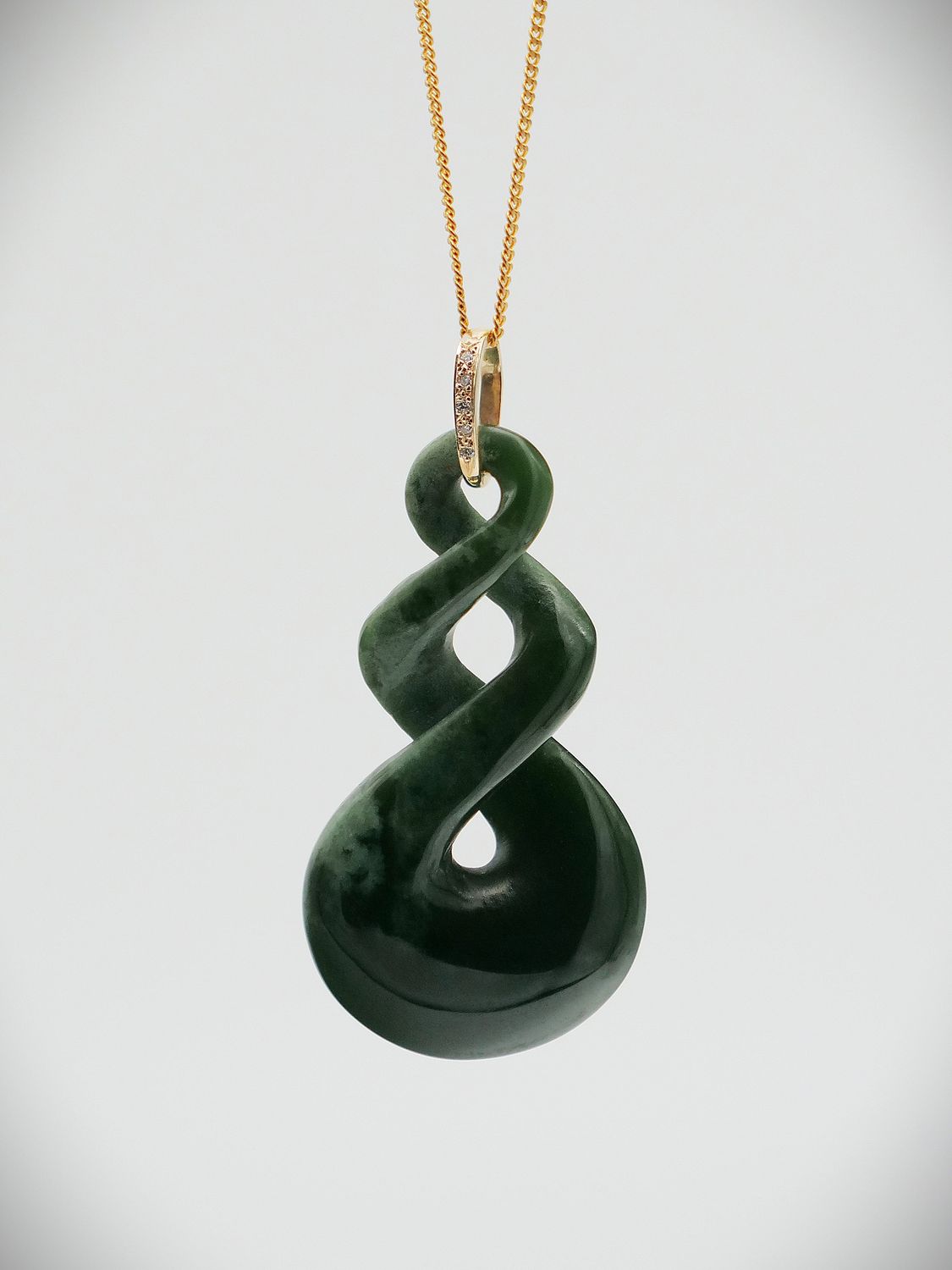 Moko Pounamu Pikorua NZ Genuine Kawakawa Flower Greenstone,  9ct Gold & Diamond Pendant - Matakitaki