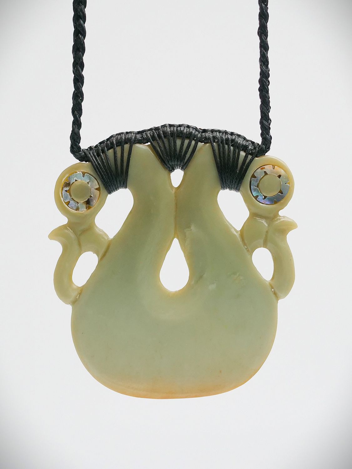 Moko Pounamu Peka Peka NZ Genuine Inanga Flower Greenstone - Kaikomako