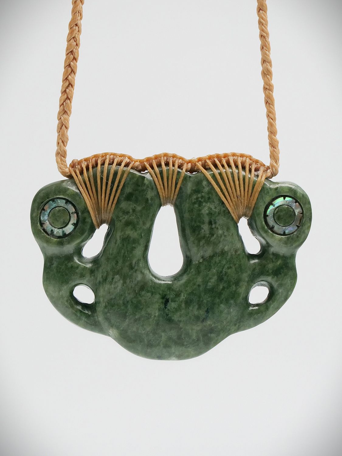 Moko Pounamu Peka Peka NZ Genuine Kawakawa Greenstone - Perano
