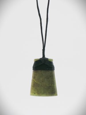Moko Pounamu Toki NZ Genuine Kawakawa Greenstone - Oue