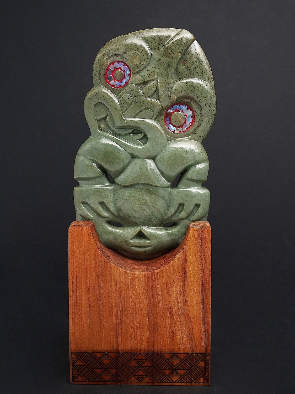 Moko Pounamu Hei Tiki Sculpture NZ Genuine Inanga Greenstone - Whangaroa