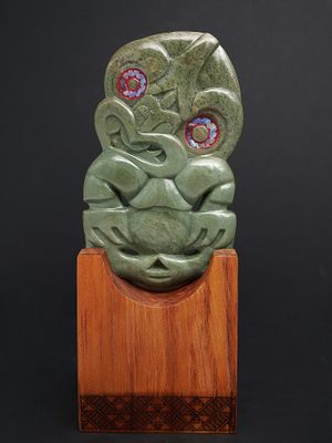 Moko Pounamu Hei Tiki Sculpture NZ Genuine Inanga Greenstone - Whangaroa
