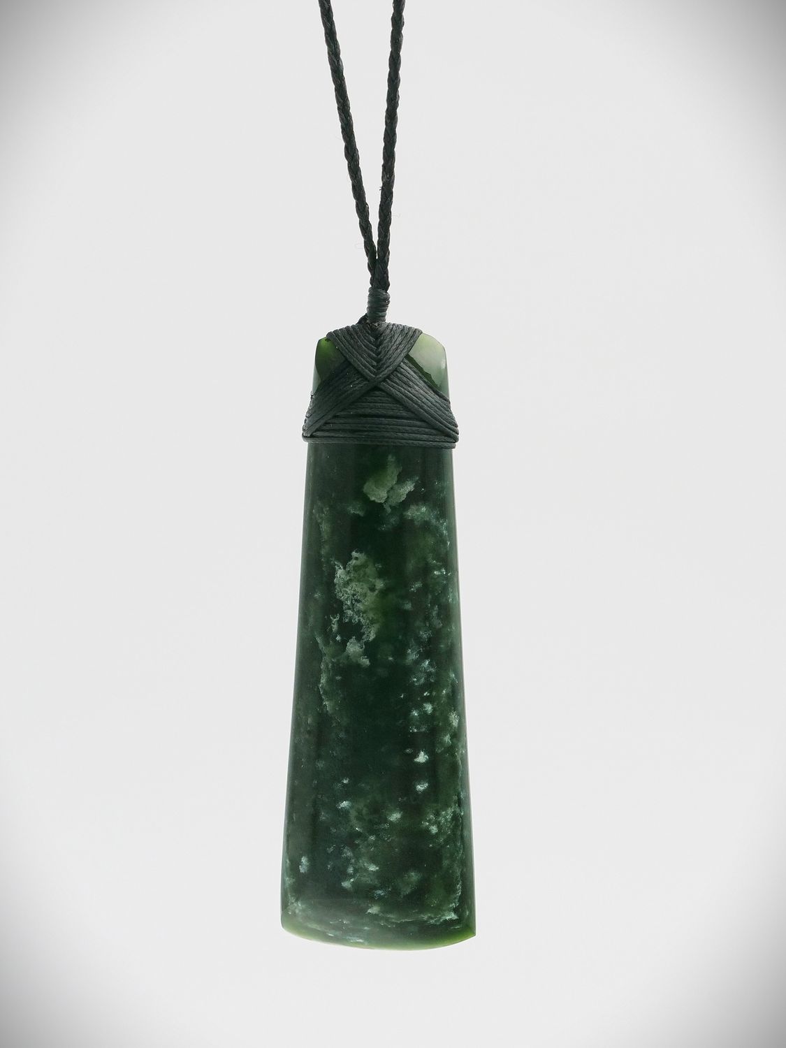 Moko Pounamu Toki NZ Genuine Raukaraka Greenstone - Wairere
