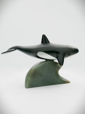 Moko Pounamu Orca Whale Sculpture Cowell Black Jade Greenstone - Maki