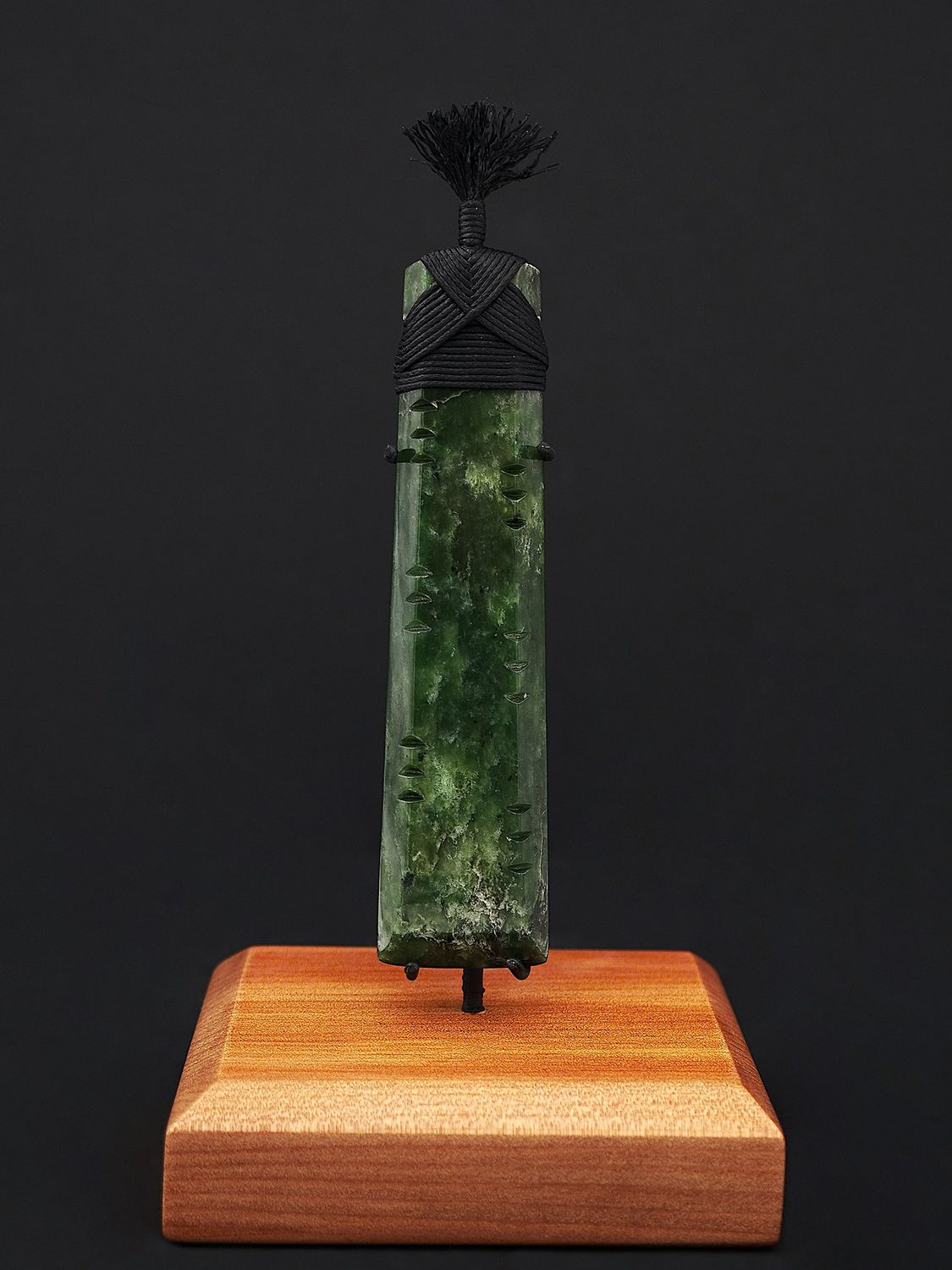 Moko Pounamu Toki NZ Genuine Kawakawa Greenstone - Pariwhero