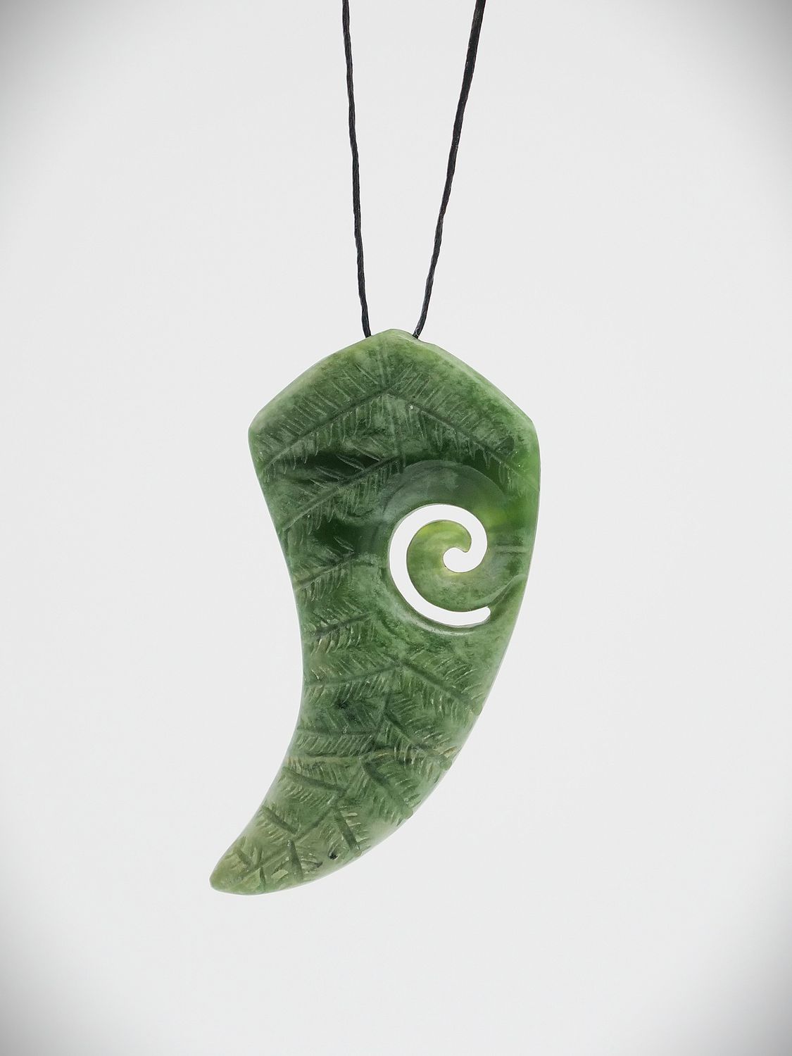Moko Pounamu Fern Leaf NZ Genuine Marsden Flower Greenstone - Arahanga