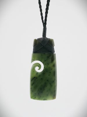 Moko Pounamu Toki with Koru NZ Genuine Kawakawa Greenstone - Maupuia
