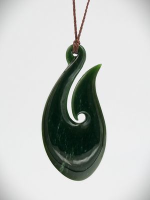 Moko Pounamu Hei Matau (Hook) NZ Genuine Kawakawa Greenstone - Pariwhero