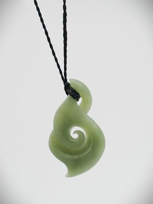 Moko Pounamu Single Pikorua with Koru NZ Genuine Inanga Greenstone - Te Araroa