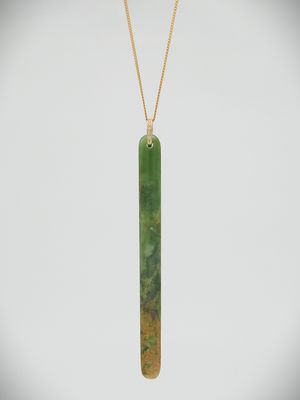 Moko Pounamu Roimata (Teardrop) NZ Genuine Kahurangi Flower Greenstone, 9ct Gold & Diamond Pendant - Te Ahumairangi