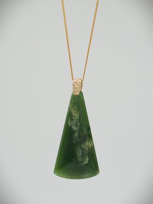 Moko Pounamu Toki NZ Genuine Kahurangi Flower Greenstone & 9ct Gold - Raroa