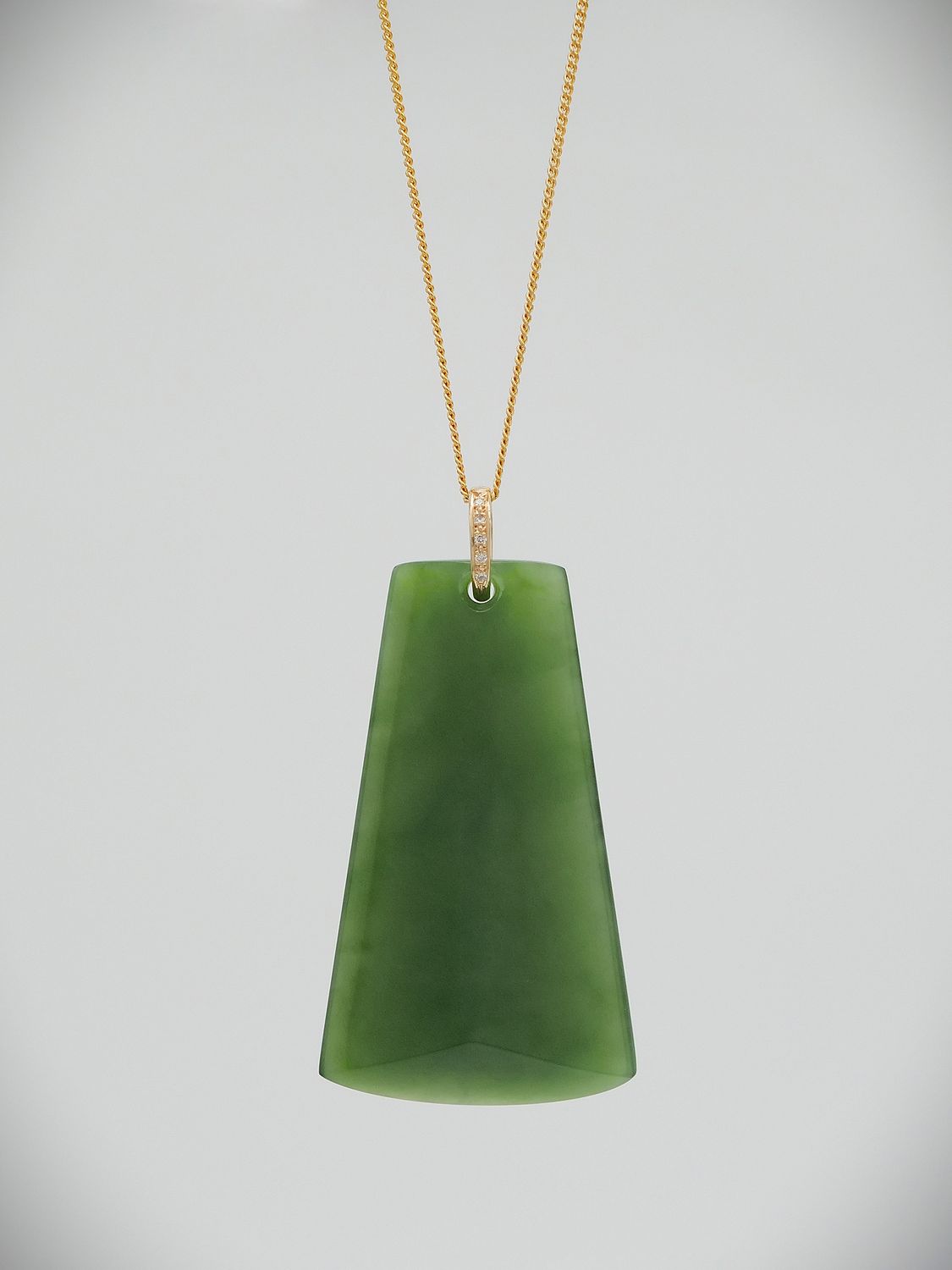 Moko Pounamu Toki NZ Genuine Kahurangi Greenstone, 9ct Gold & Diamond Pendant - Ngauranga