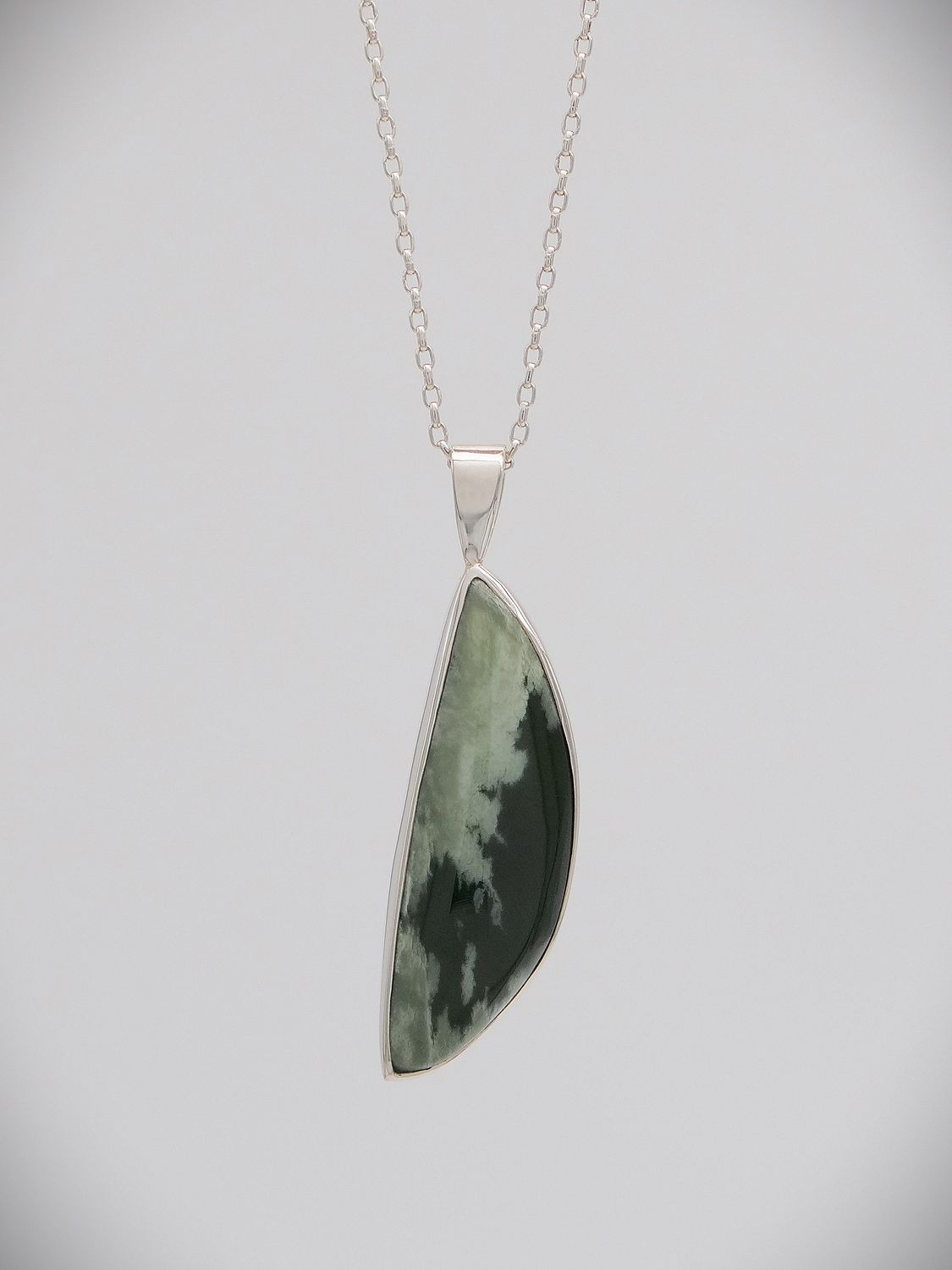 Moko Pounamu Kawakawa Flower Greenstone and Sterling Silver Pendant 14293
