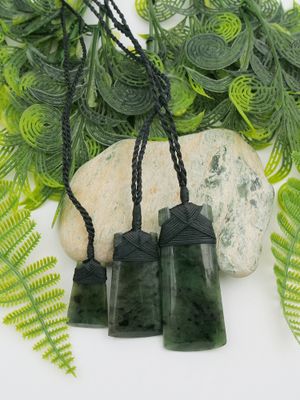 Moko Pounamu Toki NZ Genuine Kawakawa Greenstone - Whanau