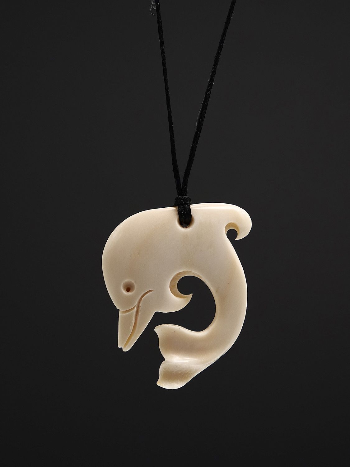 Moko Pounamu,  Dolphin Bone Carving - Maungaraki