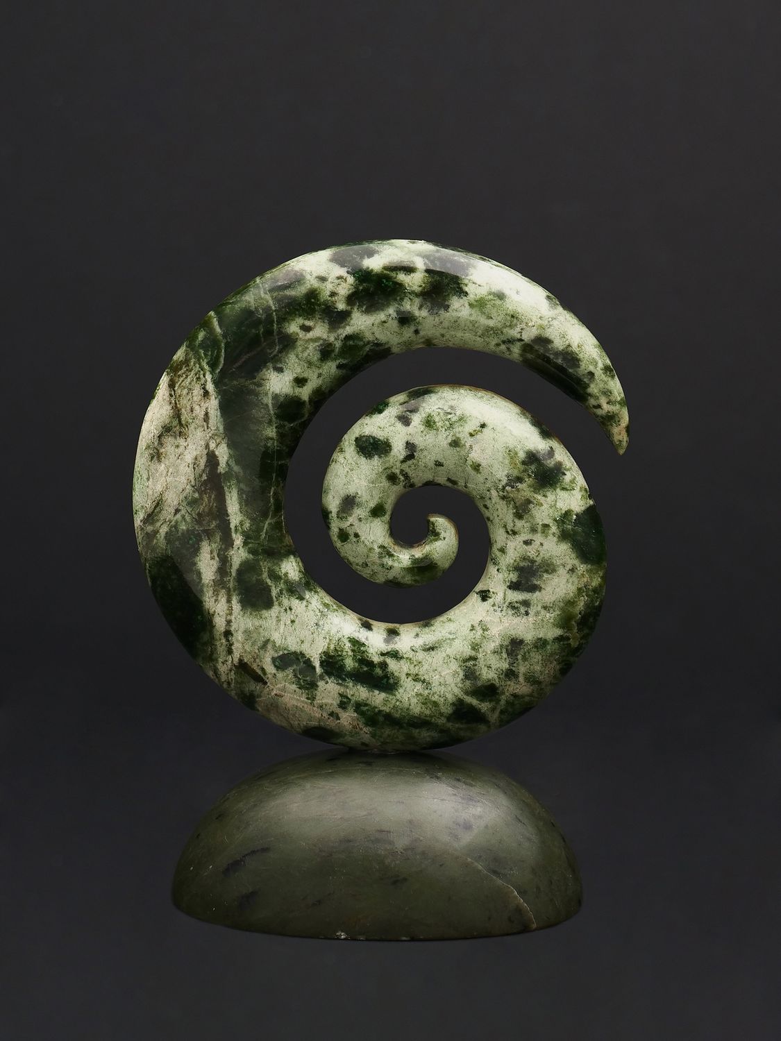 Moko Pounamu Koru NZ Genuine Kahotea & Inanga Greenstone - Manaaki Mara