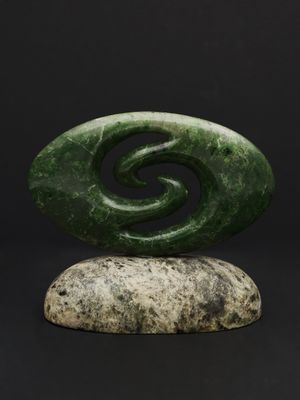 Moko Pounamu Koru NZ Genuine Kawakawa Flower, Kokopu Greenstone - Naenae