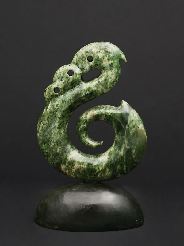 Moko Pounamu Manaia NZ Genuine Kahotea & Kawakawa Greenstone  - Te Tawharau