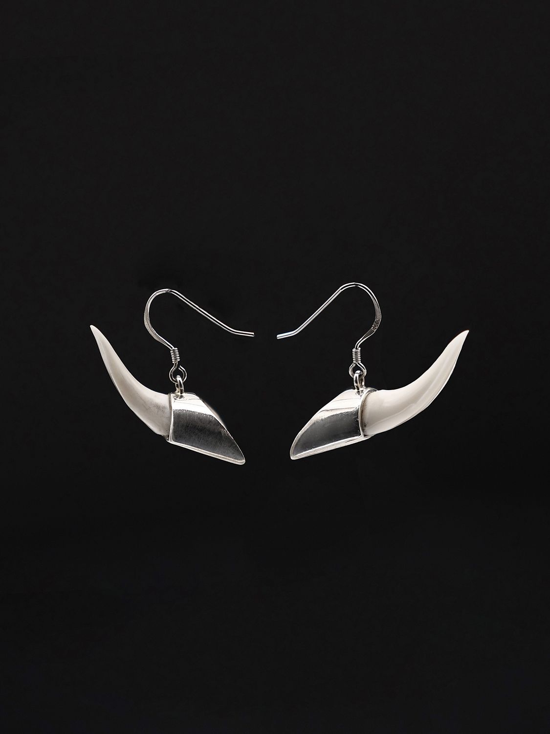 Moko Pounamu,  Genuine Mako Sharks Tooth and Sterling Silver Earrings 14375