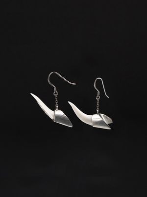 Moko Pounamu,  Genuine Mako Sharks Tooth and Sterling Silver Earrings 14377