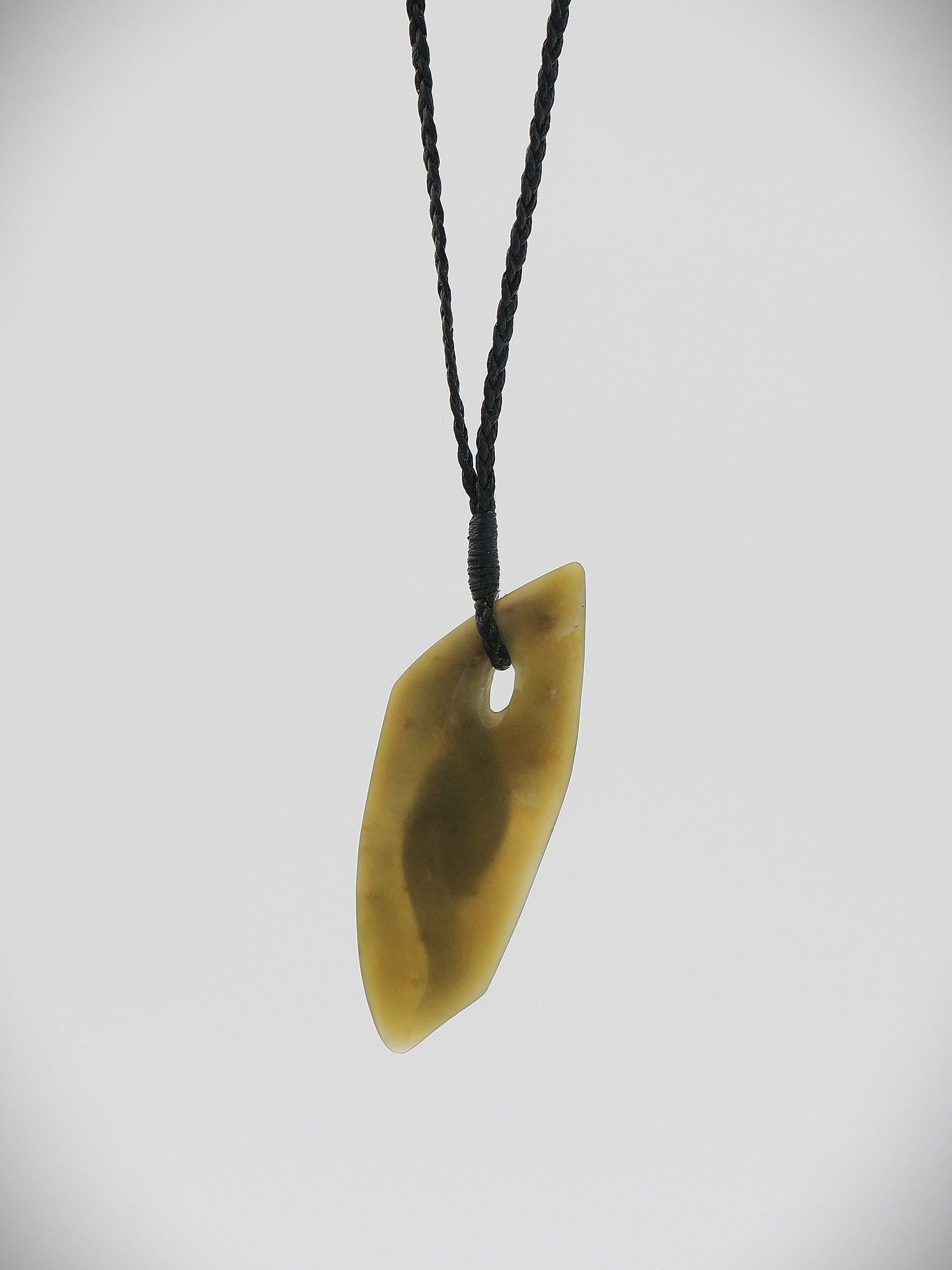 Moko Pounamu Contemporary Koru NZ Genuine Inanga Greenstone - Kaihoka