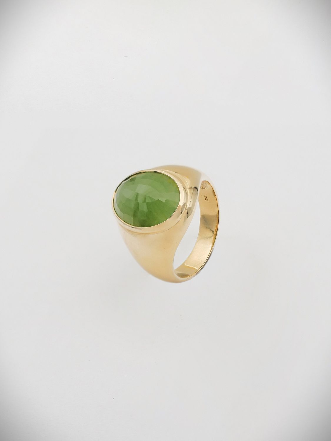 Moko Pounamu Gilt Jewellery Kahurangi Pounamu & 9ct Gold Ring 14440