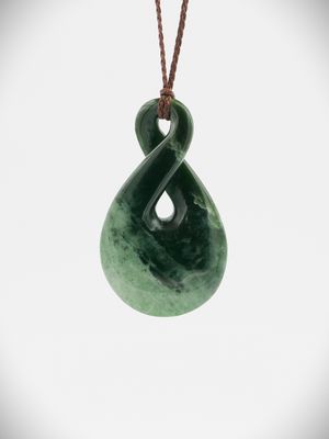 Moko Pounamu Single Pikorua NZ Genuine Kawakawa Flower Greenstone - Kaiwhata
