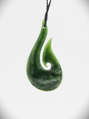 Moko Pounamu Hei Matau (Hook) NZ Genuine Marsden Flower Greenstone - Wainuioru