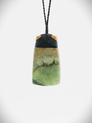 Moko Pounamu Toki NZ Genuine Kawakawa Flower Greenstone - Kuripuni
