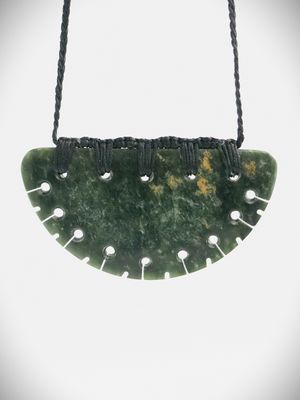 Moko Pounamu Kouma (Breastplate) NZ Genuine Kawakawa Greenstone - Kokako
