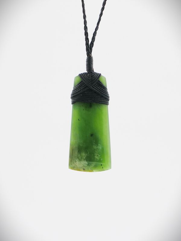Moko Pounamu Toki NZ Genuine Kahurangi Flower Greenstone - Mataikona