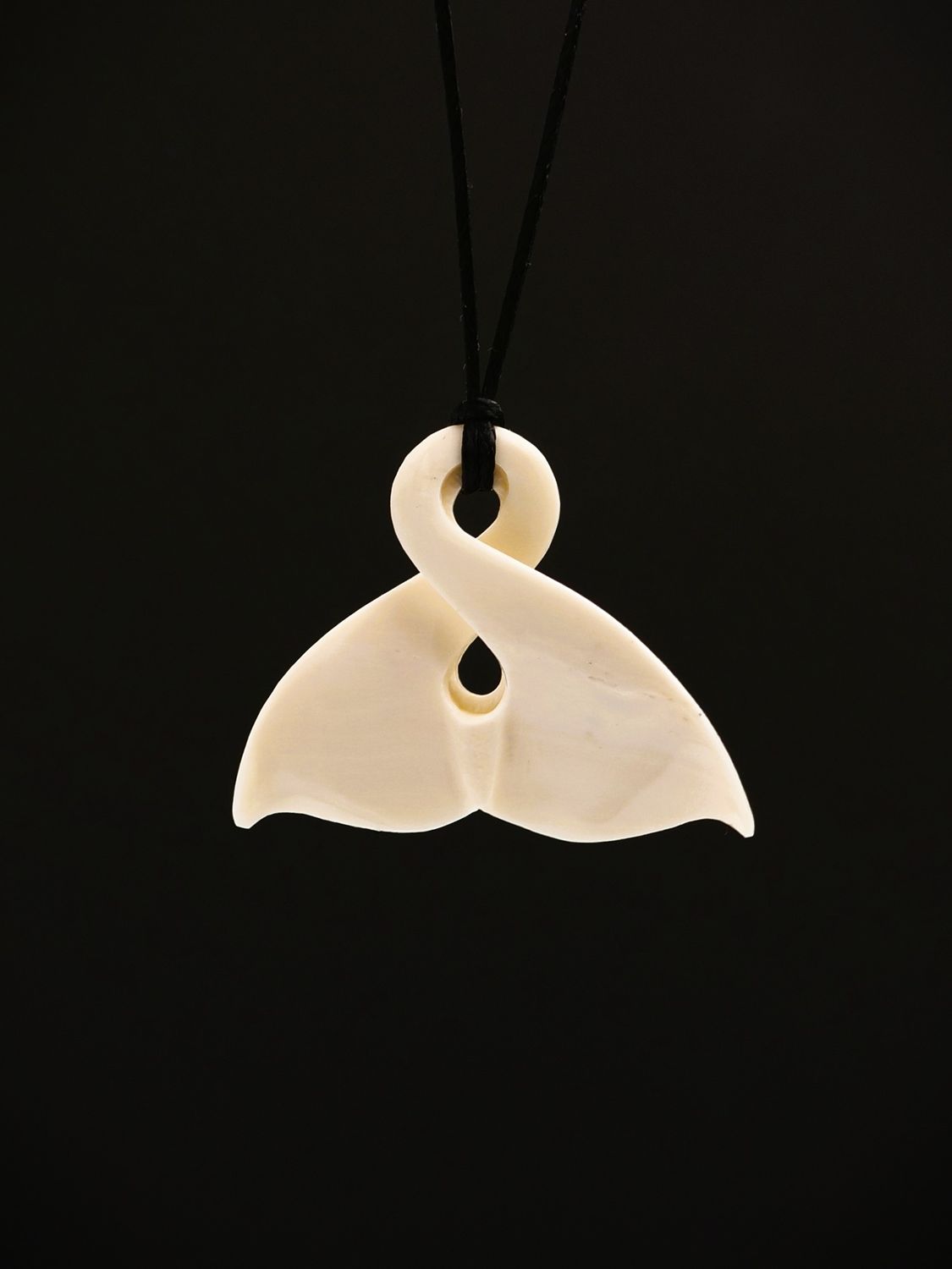 Moko Pounamu Pikorua (Twist) Whale Tail Whale Bone Carving - Karamu