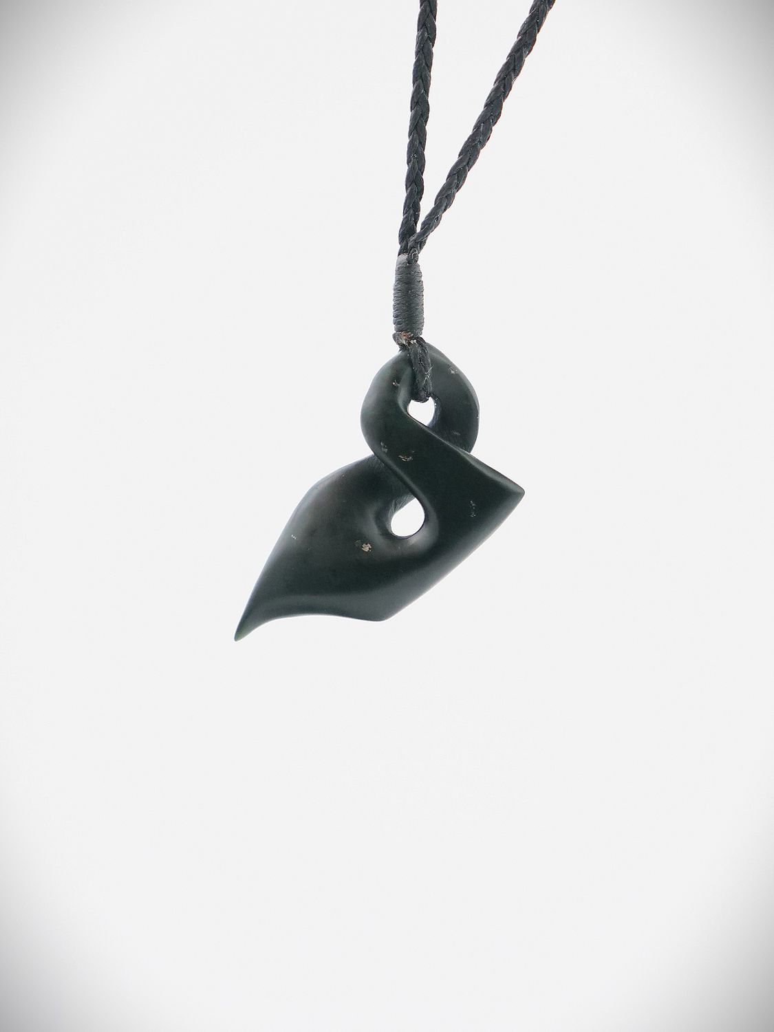 Moko Pounamu Contemporary single Pikorua NZ Genuine Kawakawa Greenstone - Te Whiti
