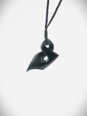Moko Pounamu Contemporary single Pikorua NZ Genuine Kawakawa Greenstone - Te Whiti