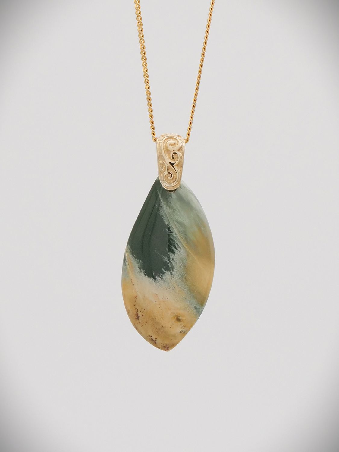 Moko Pounamu Gilt Jewellery Roimata (Teardrop) NZ Genuine Inanga Flower Greenstone & 9ct Gold - Tihiroa